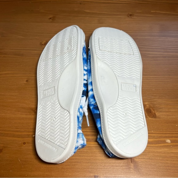 Time and Tru Women's Scrunch Back Slip On Sneakers Memory Foam Blue Tie Dye 9 - Picture 4 of 6